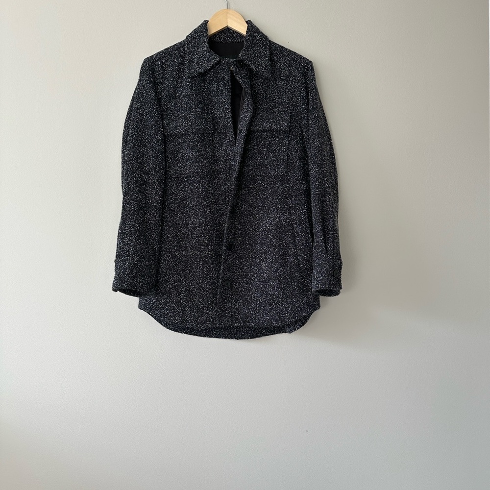 Club Monaco Women’s Black Tweed Jacket Shirt Jacket Size Small.